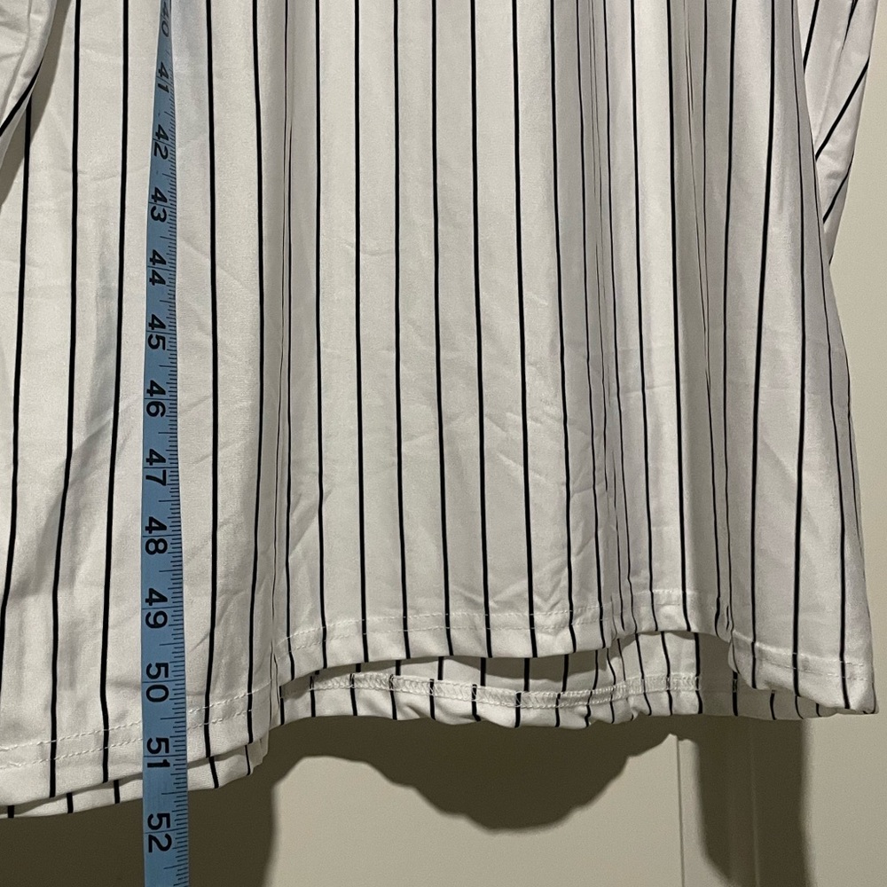 🤍🖤Stylish striped white and black dress 🤍🖤 - Picture 9 of 9